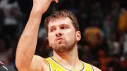 NBA'de Tarihi Gece: Doncic'in 60 Sayılık Performansı Lakers'a Zafer Getirdi
