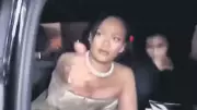 Rihanna Hayranlarıyla VIP Araçta Unutulmaz Sohbet ve Fotoğraf Anları