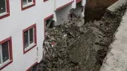 Trabzon'da İstinat Duvarı Çöktü: 9 Katlı Binada İki Daire Ağır Hasar Gördü