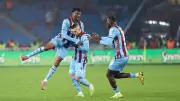 Trabzonspor Tek Farklı Galibiyetlerle Süper Lig Zirvesinde Tutunuyor