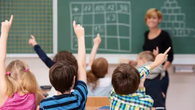 1 Mayıs'ta Okullar Tatil Mi? 2026 Emek ve Dayanışma Günü Detayları