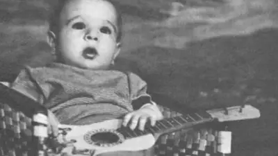 1,5 Yaşında Şarkı Söylemeye Başladı, 90'ları Büyüledi: Bu Küçük Yıldızı Tanıyor Musunuz?