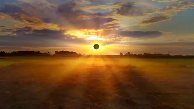 2026 Gökyüzü Şöleni: Tam Güneş Tutulması ve Meteor Yağmuru Tarihleri