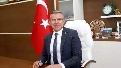 AK Parti, Yasak Aşk İddialarıyla Gündeme Gelen Belediye Başkanı İçin Disiplin Süreci Başlattı
