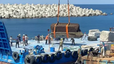 Akdeniz'in Dibinde 1600 Yıllık Sır: İskenderiye Feneri'nin Dev Blokları Bulundu