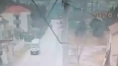 Altıeylül'de Trajedi: Okul Servisi Çarptı, Öğrenci Hayatını Kaybetti