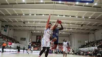 Anadolu Efes, Aliağa Petkimspor'u Farklı Mağlup Etti: 85-60