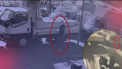 Antalya'da kar maskeli hırsızlık: Anahtarı üzerinde unutunca kamyonet çalındı