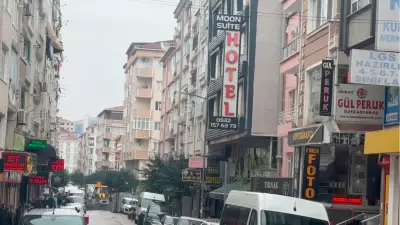 Bahçelievler'de Otel Odasında 3 Çocuk Annesi Bıçaklanarak Öldürüldü, Eski Eşi Aranıyor