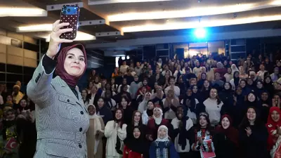 Bakan Göktaş, Uluslararası İmam Hatip Lisesi'nde Gençlere Dijital Çağda Kimlik Uyarısı Yaptı