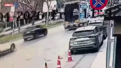 Beyoğlu'nda Dolmuş Kazası: 5 Yolcu Yaralandı, Kaza Anı Kameralara Yansıdı