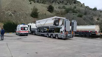 Bilecik'te Tır Sürücüsü Aracında Ölü Bulundu: Takograf Molasında Hayatını Kaybetti