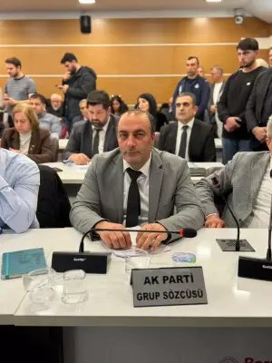 Bornova'da İstifa Çağrısı: AK Partili Tatlı, Başkan Eşki'yi Liyakatsizlikle Suçladı