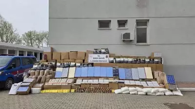 Bursa'da Kaçakçılık Operasyonu: 1 Milyonun Üzerinde Bandrolsüz Makaron Ele Geçirildi