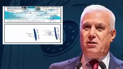 CHP'li Bursa Büyükşehir Belediyesi Yolsuzluk Soruşturmasında WhatsApp Yazışmaları Şok Etti