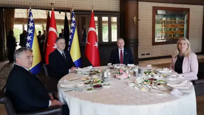 Cumhurbaşkanı Erdoğan, Bosna Hersek Devlet Başkanlığı Konseyi Üyeleriyle Antalya'da Görüştü