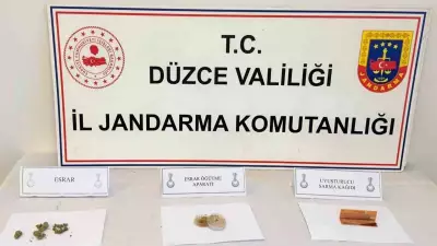 Düzce'de Huzur Uygulaması: 8 Kişi Uyuşturucu ile Yakalandı