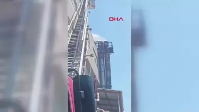 Esenyurt'ta Tekstil Fabrikasında Yangın: İtfaiye Müdahalesi Sürüyor