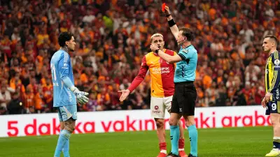 Eski Hakemler Galatasaray-Fenerbahçe Derbisini Değerlendirdi: Penaltılar Doğru, Kartlar Eksik