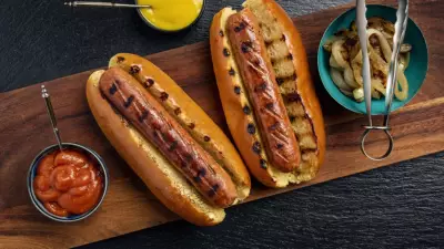 Evde Hotdog Yapmanın Sırrı Açıklandı: Bu Tarifle Sokak Lezzetlerini Unutacaksınız