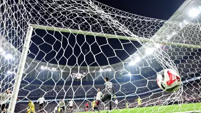 Fenerbahçe, Süper Lig'de Beşiktaş Derbisine Hazırlanıyor