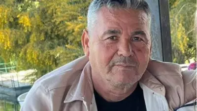 Finike'de Elektrik Direğine Çarpan Motosikletli Hayatını Kaybetti