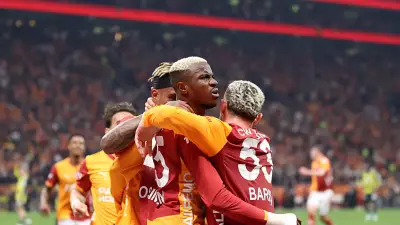 Galatasaray evinde Fenerbahçe'yi 2 maç sonra mağlup etti: 3-0