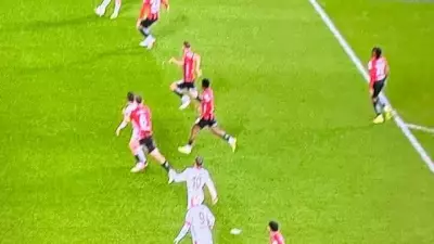 Galatasaray'ın Golü VAR'la İptal Edildi, Eski Hakemlerden Sert Eleştiri