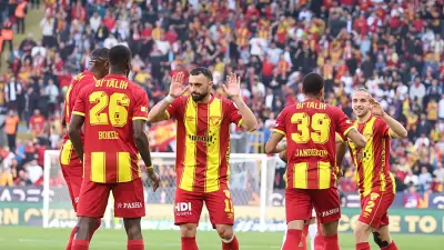 Göztepe ile Başakşehir Arasında 5'incilik Yarışı Kızıştı!