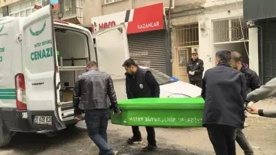 Hatay'da 75 Yaşındaki İsmail Özer, Evinde Bıçaklanarak Öldürüldü