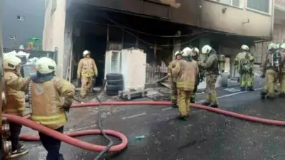 Hurdacı Yangınında Mahsur Kalan İşçiler Duvarı Delerek Kurtuldu