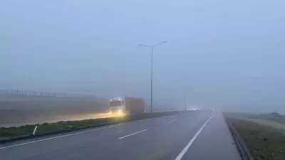 Iğdır-Doğubayazıt Yolunda Yoğun Sis ve Yağış Sürücüleri Zor Durumda Bıraktı