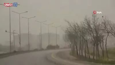 Kilis'te Suriye'den Gelen Toz Bulutu Hayatı Felç Etti