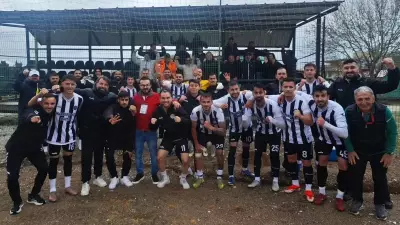 Marmaris FK, BAL'da Liderliği Koruyor ve Süper Lig Hayalini Canlandırıyor