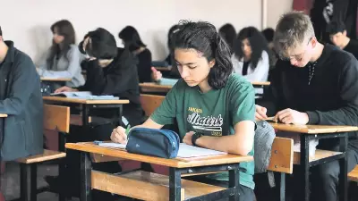 MEB Sınav Sistemini Kökten Değiştiriyor: Gerçek Hayat Soruları Geliyor