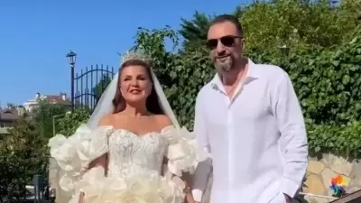 Nuray Sayarı 55 yaşında ikiz bebek bekliyor