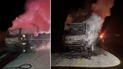 Oltu-Erzurum Karayolunda Park Halindeki Kamyon Alev Aldı