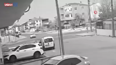 Çorlu'da Korkunç Motosiklet Kazası: Sürücü Otomobille Çarpışarak Fırladı!