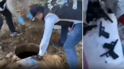 Pendik'te tarihi silah parçası operasyonu: 3 bin 92 parça ele geçirildi