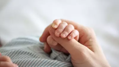 Prematüre Bebekler İçin Umut Işığı: Kanguru Bakımı Türkiye'den Dünyaya Örnek Oluyor