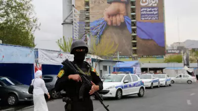 İran Devrim Muhafızları'ndan Hürmüz Boğazı'nda Sert Uyarı: 'Ölümcül Girdap'