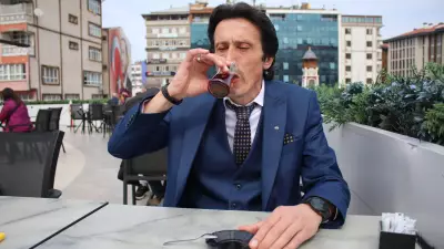 Rizeli Esnaf Seyfullah Gökyıldız, 'Atom' Lakabını Resmi İsmi Yaptı