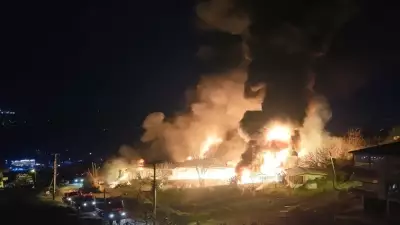 Samsun'da Meyve Deposunda Çıkan Yangın Havadan Görüntülendi