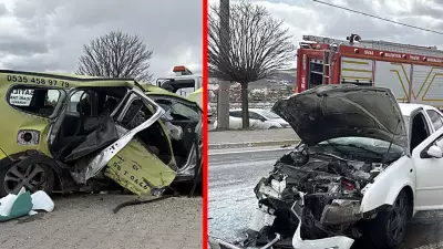 Sivasspor Tesisleri Önünde Feci Kaza: Genç Futbolcular Yaralandı