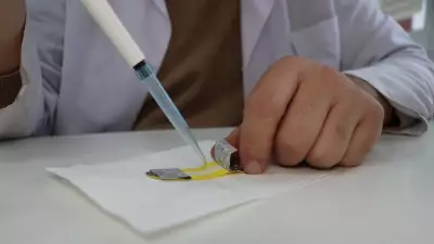 Sivas'ta geliştirilen yara bandı hem hızlı iyileştiriyor hem geri dönüşümden üretiliyor