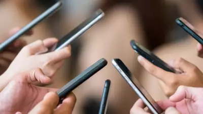 Sosyal Medyaya Kimlikle Giriş Zorunlu Oluyor: 3 Aylık Geçiş Süreci Başlıyor