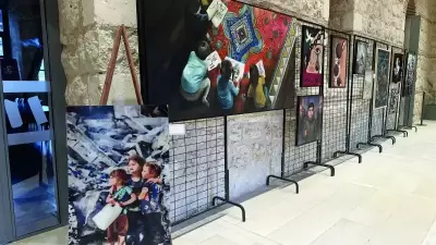 İstanbul'da 'Evime Giden Yol' Sergisi: 39 Öğretmenin Eserleriyle Hafıza ve Aidiyet