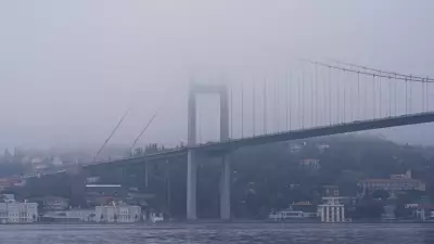 İstanbul'da Yoğun Sis Etkili Oldu, Görüş Mesafesi Düştü