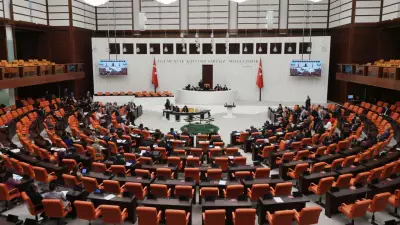 TBMM'de Sosyal Medya ve Doğum İzni Düzenlemeleri Kabul Edildi