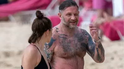 Tom Hardy Ailesiyle Barbados Tatilinde Görüntülendi